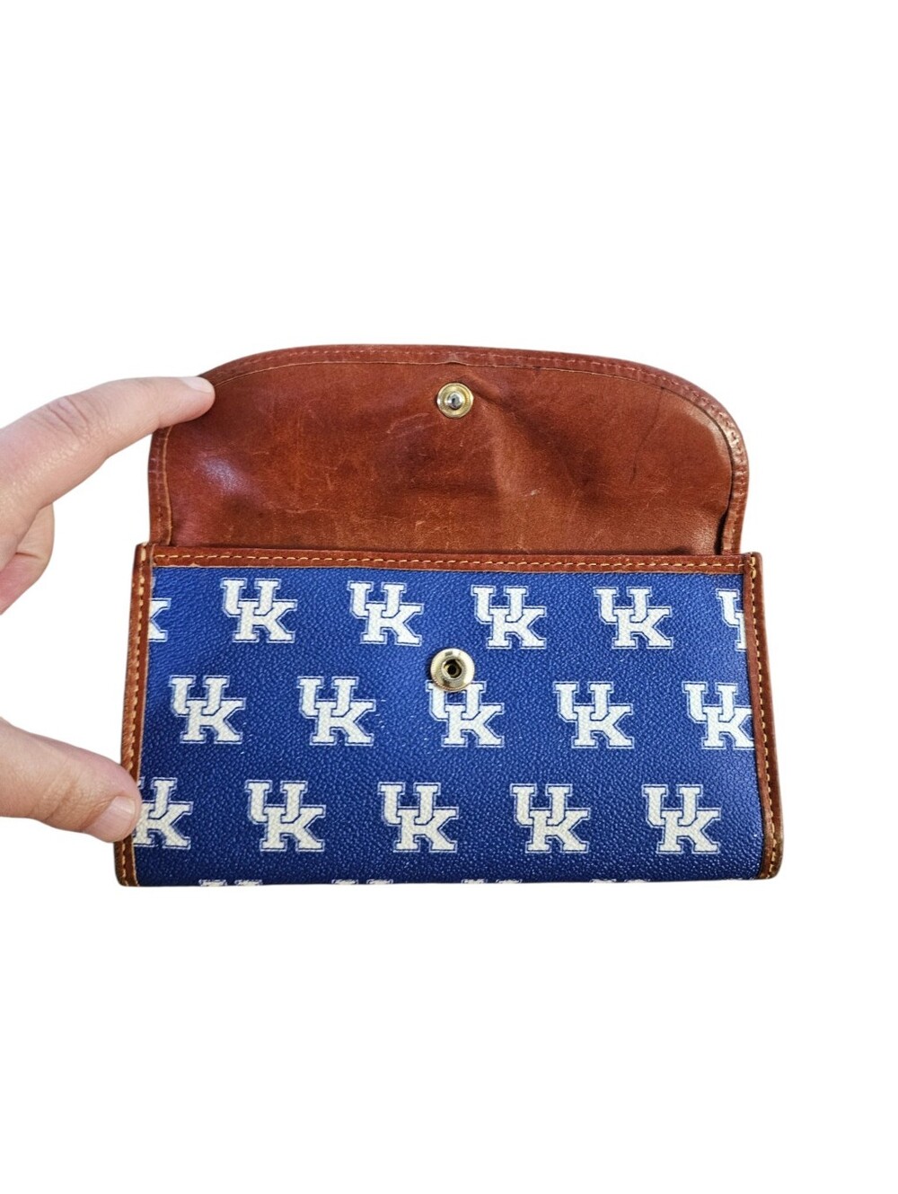 Dooney & Bourke Blue University Of Kentucky UK Logo Continental Wallet - Picture 3 of 7